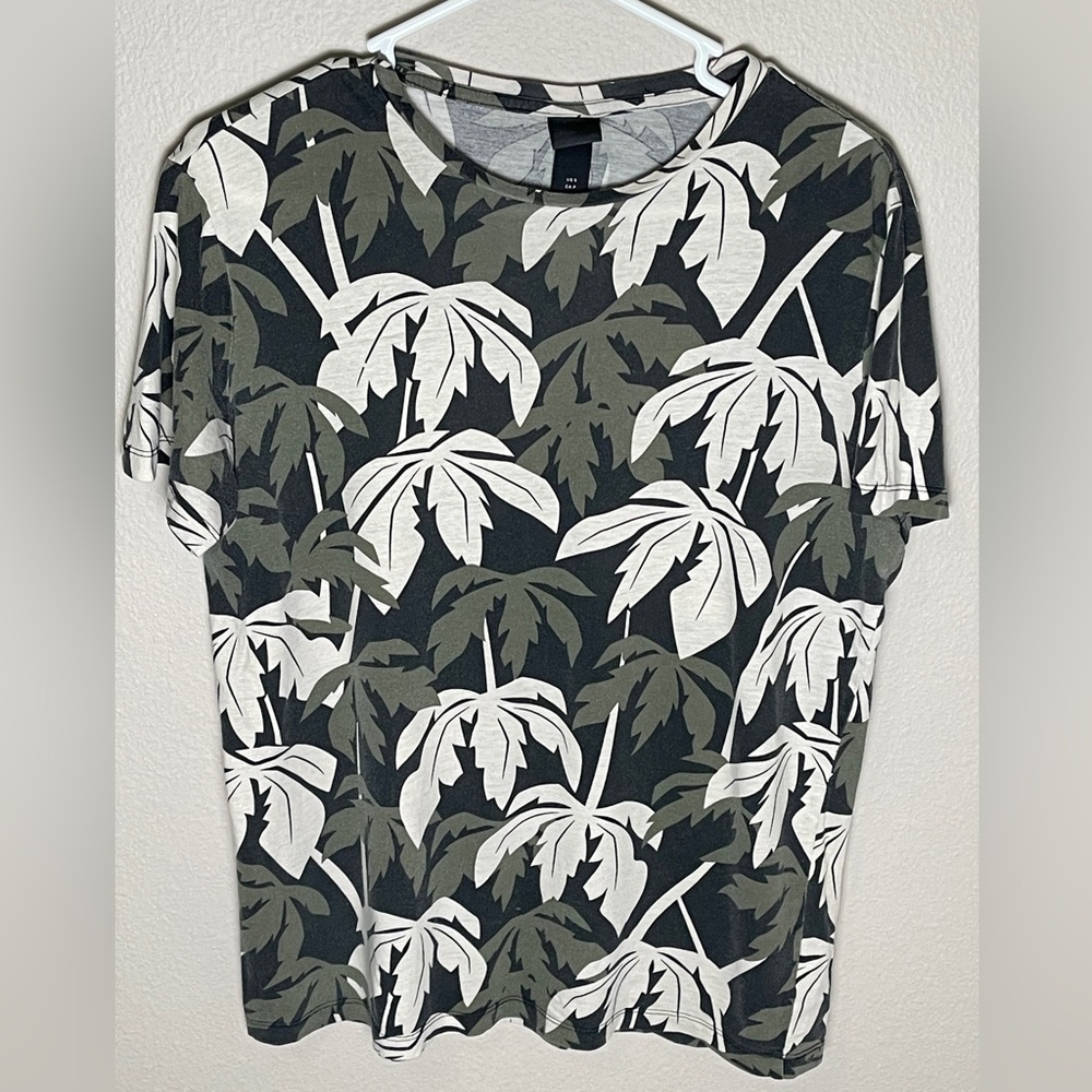 Summer Vibes H&M Small T-Shirt
